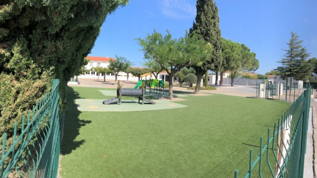 Aire de jeux pour enfant d'un centre aéré