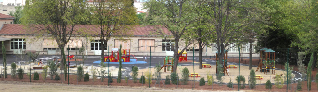 Aire de jeux école maternelle